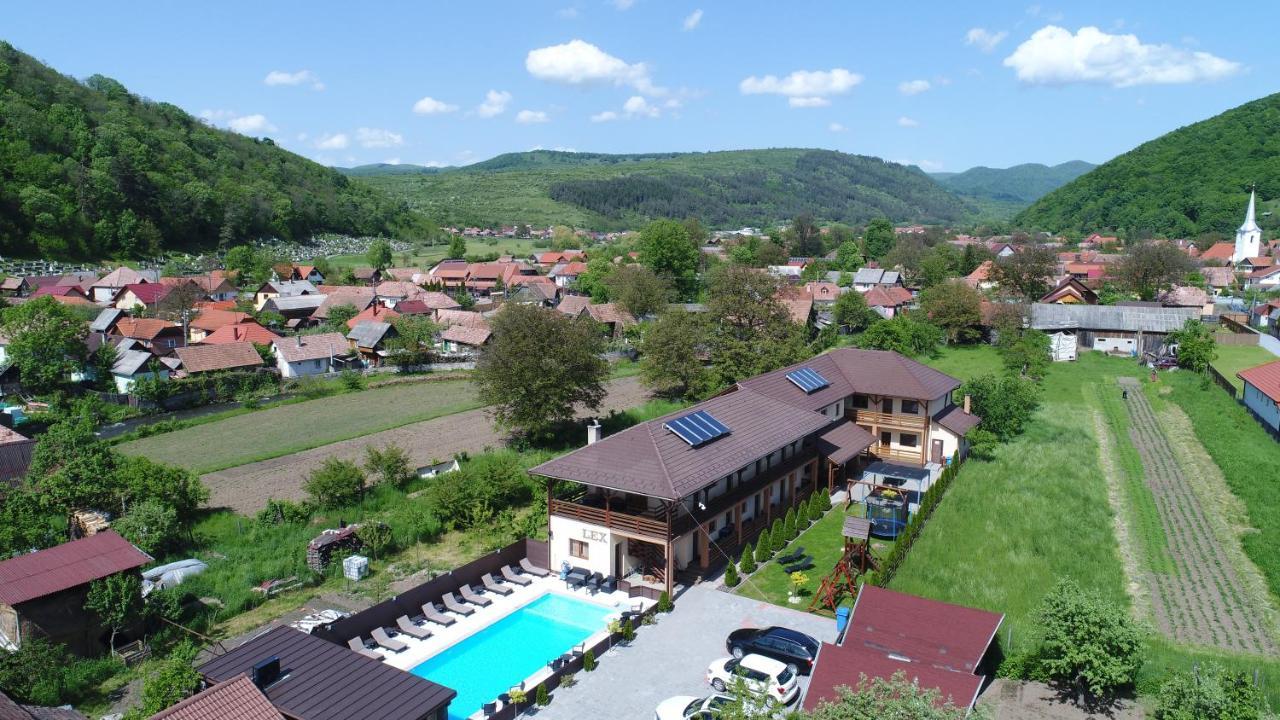 Lex Studio Praid Exterior foto